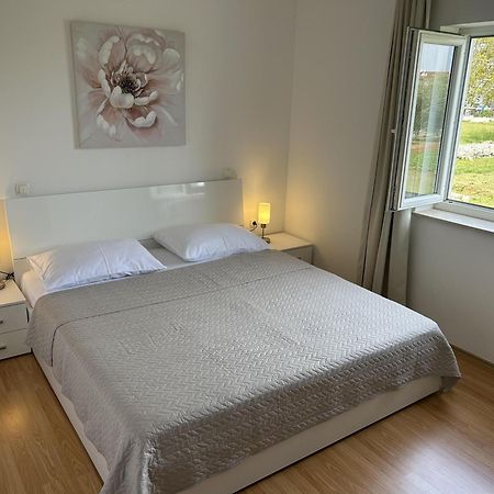 Ferienwohnung Sweet Lapat By El-Pi Tours Porat  Exterior foto